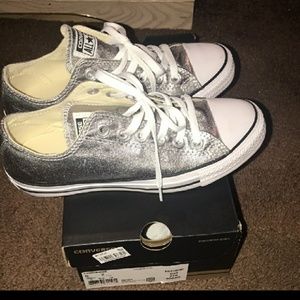 Silver Converses woren once excellent condition